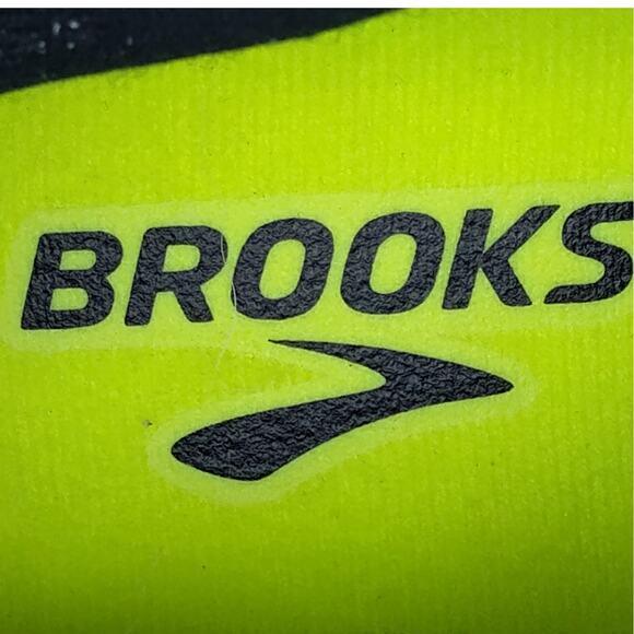 Brooks Hyperion Tempo Speed Neutral Sneakers Size 9 White, Neon and Black - Picture 8 of 9